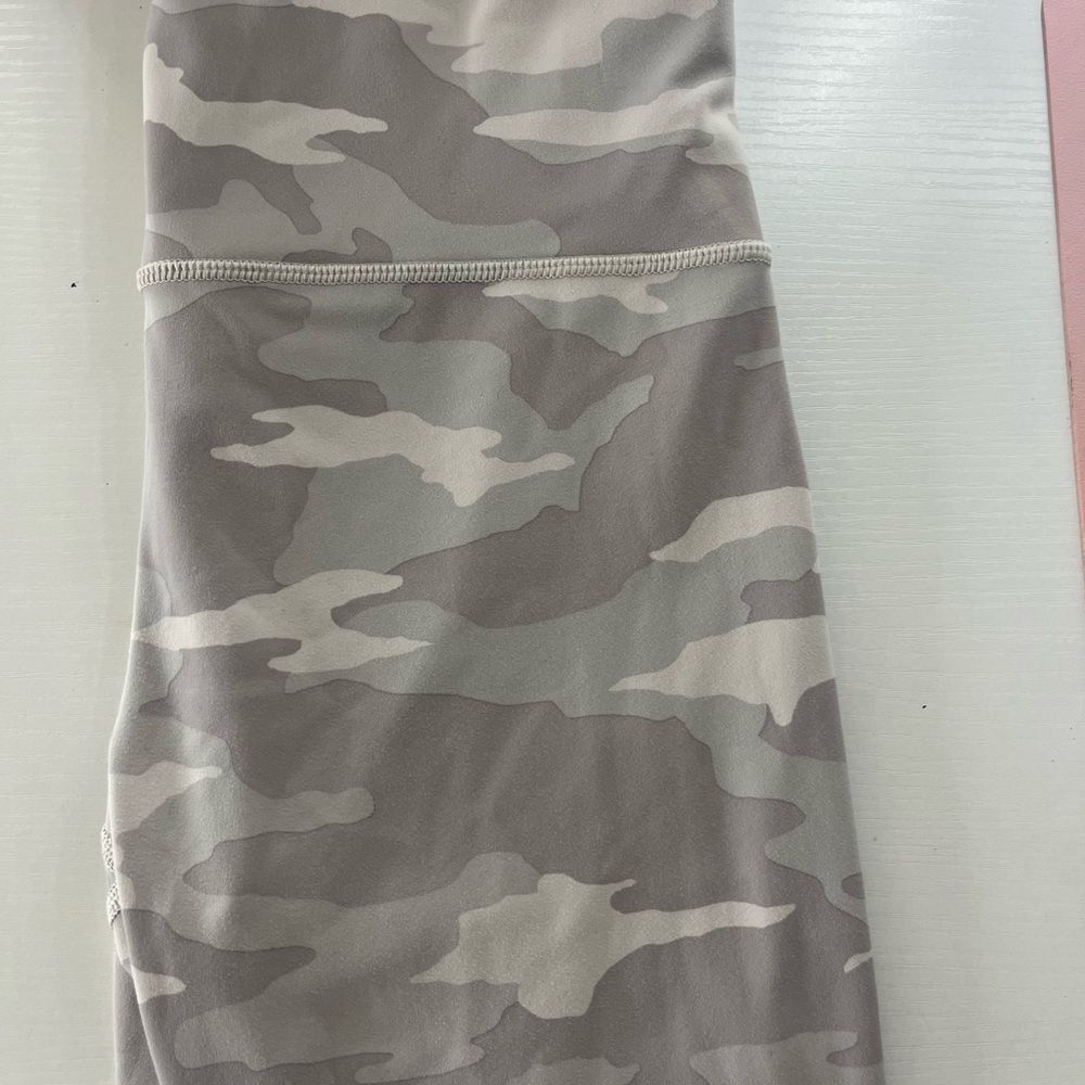 Athleta Elation 7/8 Tight Grey Camo Leggings